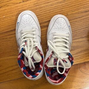 Nike White and Red Sneakers